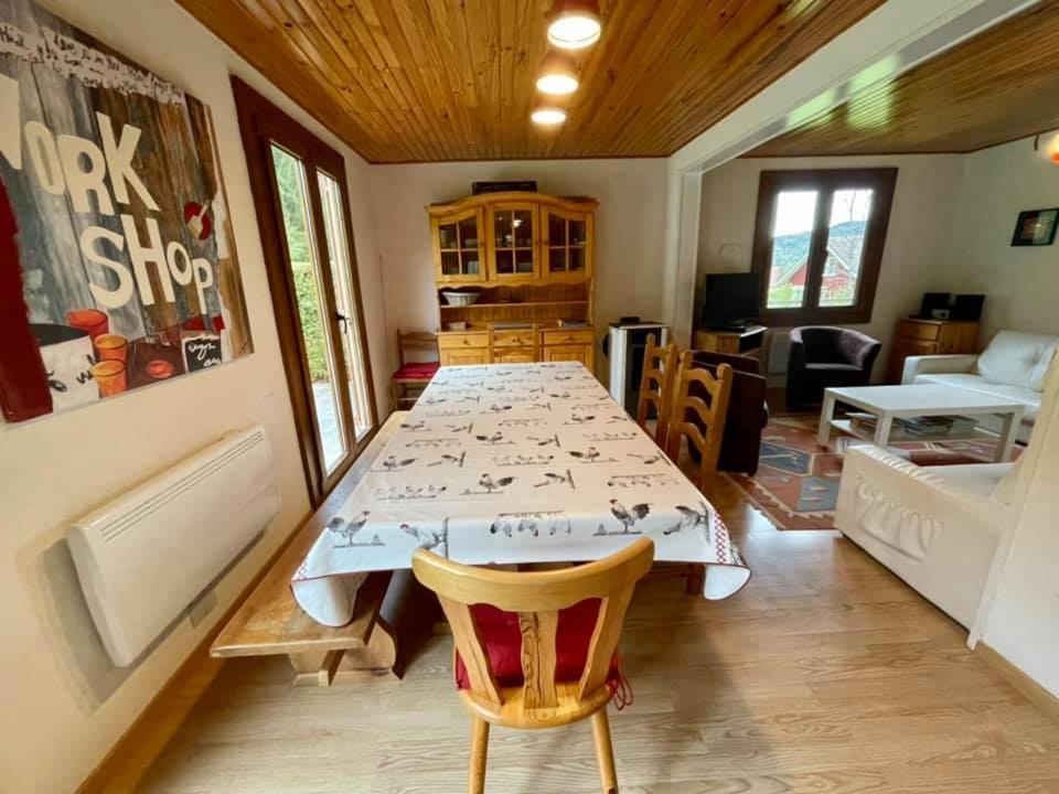Le Bois Joli Chalet 4 Etoiles Cledicihome Cadre Paisible En Lisiere De Foret Gérardmer Rom bilde